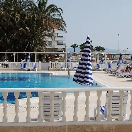 Club Blue White 4*