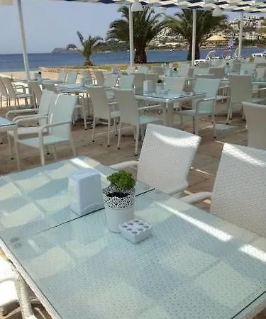 Club Blue White Complex