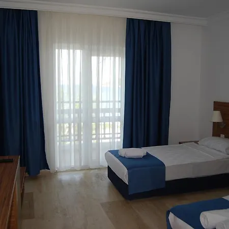 Club Blue White Rezort Turgutreis