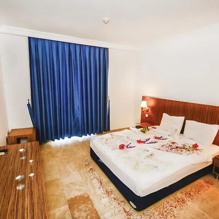 Rezort Club Blue White